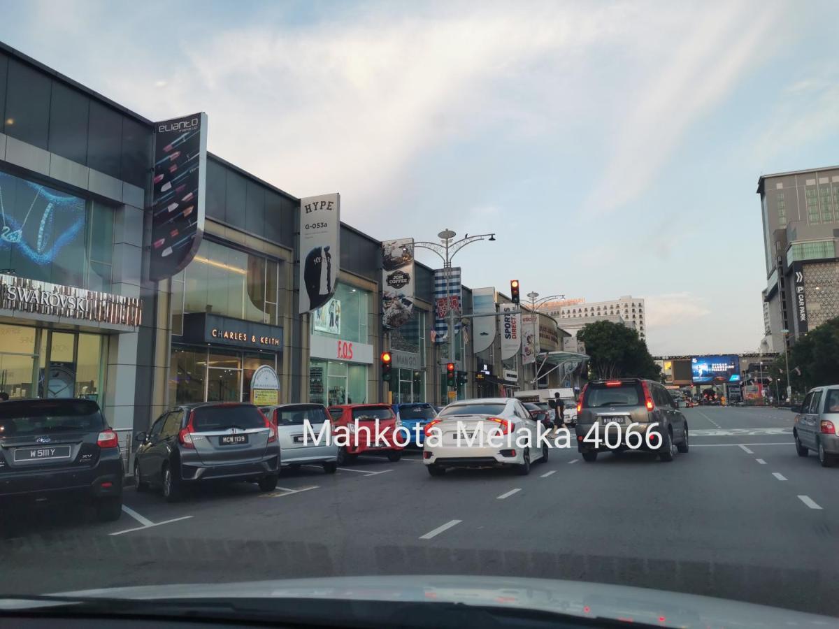 Mahkota Melaya Raya * Malacca